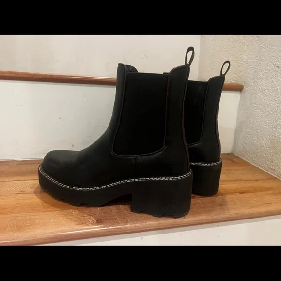 NEW - Women's Chelsea‎ Platform Ankle Boots Chunky Heel Slip - Picture 6 of 8